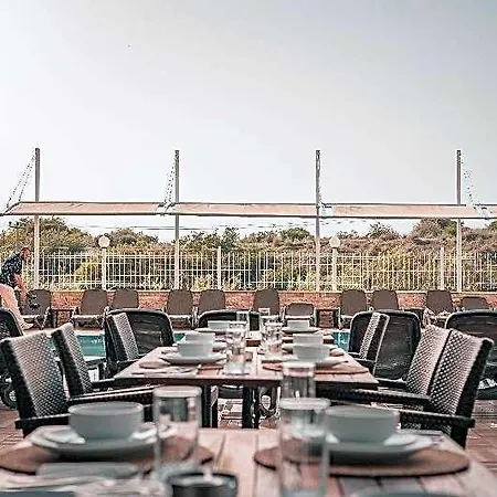 Hotel Adella Side