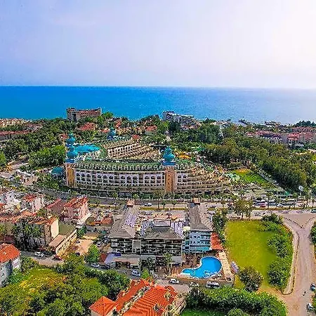 Hotel Adella